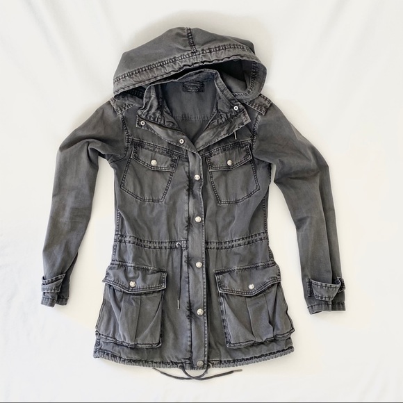 Aritzia Talula Trooper Jacket - Picture 1 of 4
